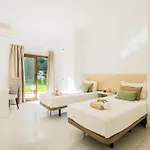 Villa Perola By Algarve Vacation
